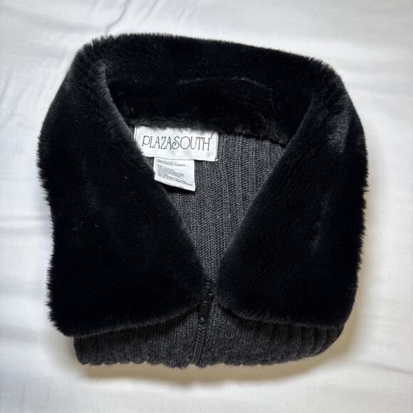 Plaza South Vtg Womens M Ribbed Gray Wool Blend Zip Cardigan Faux Fur Collar EUC - Picture 14 of 14
